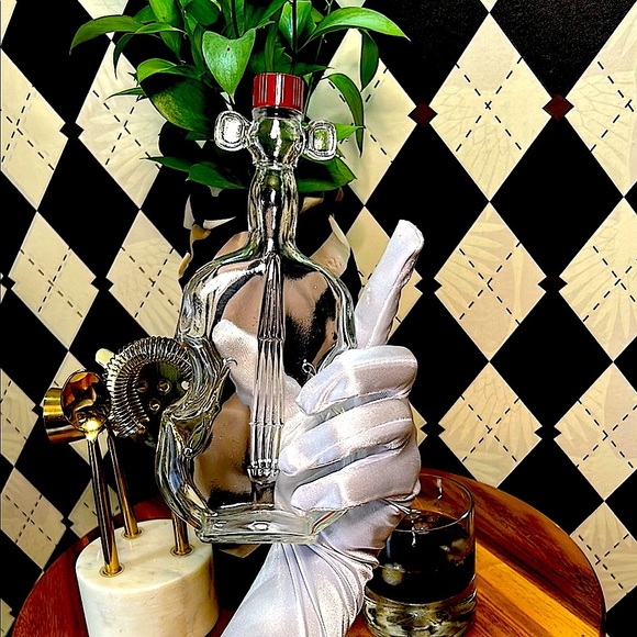 Vintage Violin/Cello Glass Bottle - Musical Instrument Shaped Collectible - Picture 9 of 9